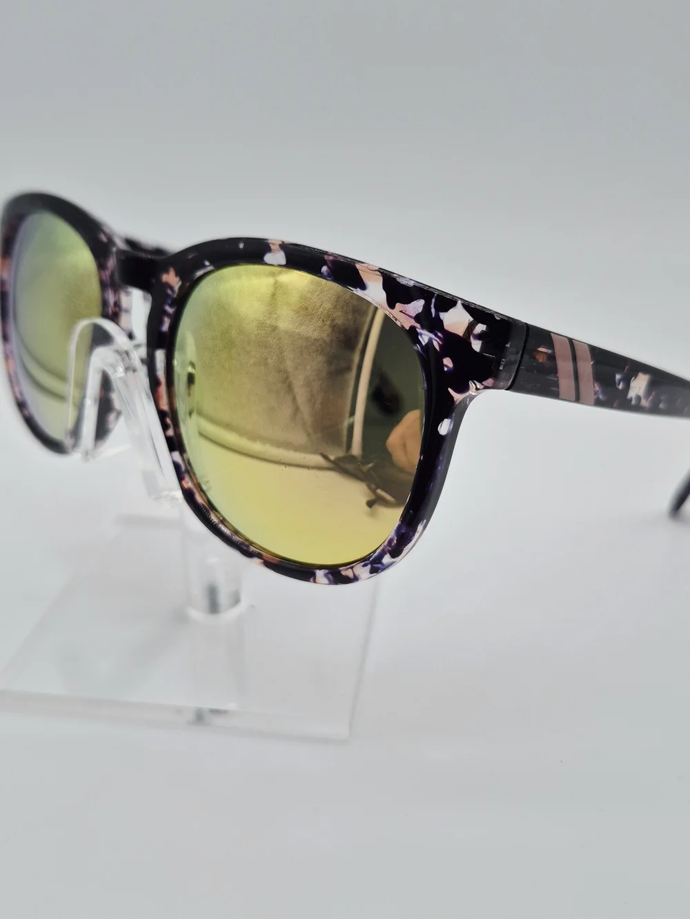 Blender Mamba Queen Sunglasses Womens